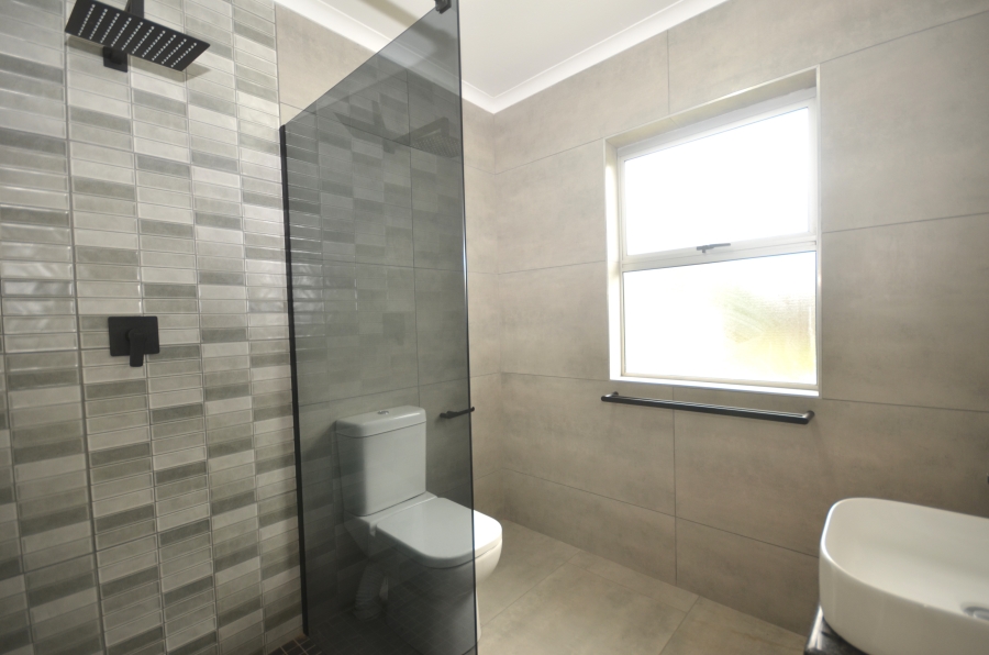 4 Bedroom Property for Sale in Gonubie Eastern Cape